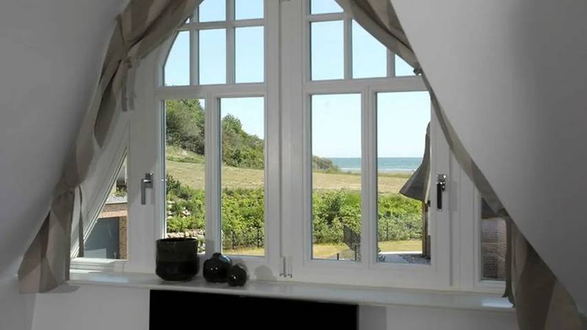 Strandhaus für 6 Personen, mit Garten und Sauna in Lobbe - 3