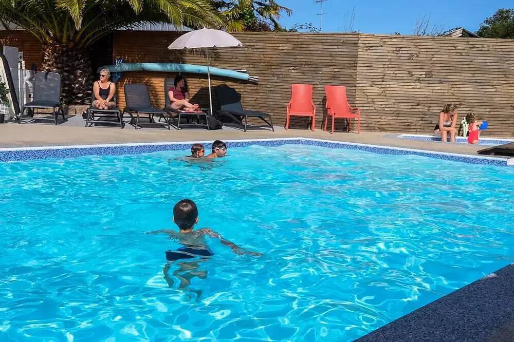 Camping pour 2 Personnes dans Perros-Guirec, Région de Lannion