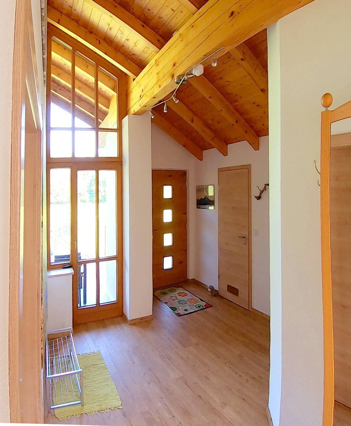 Ganze Wohnung, Ferienwohnung 'Exklusiv Hinterreiter' mit Bergblick, Wlan und Klimaanlage in Ainring, Rupertiwinkel