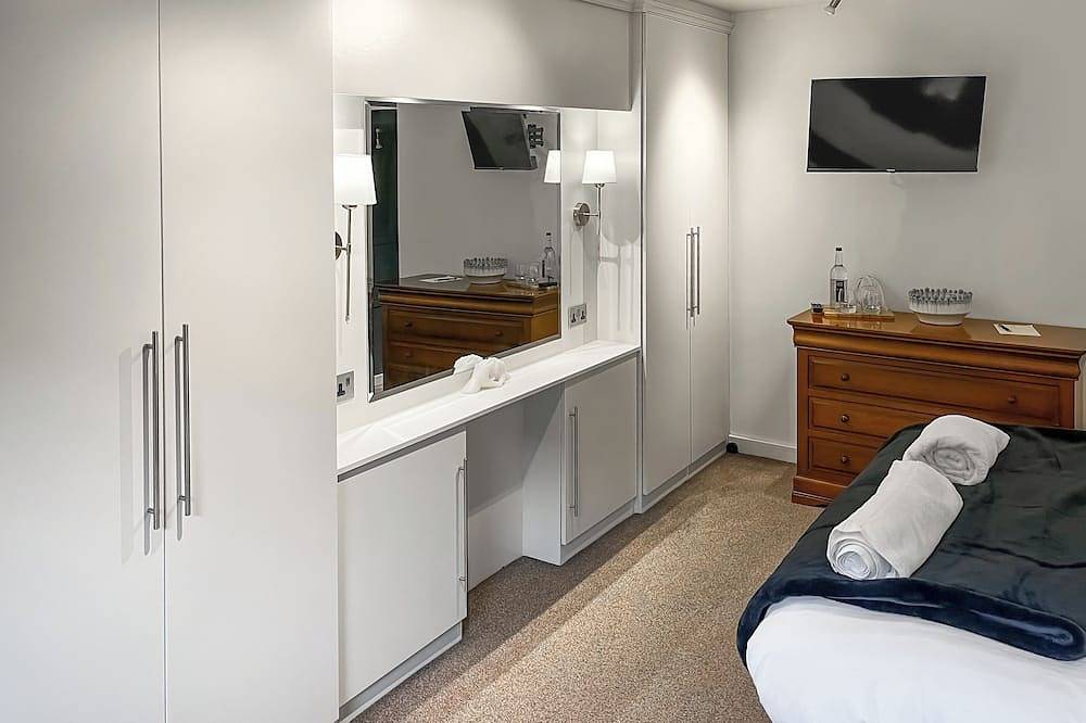 Entire apartment, 1 bedroom accommodation in Ilkley in Ilkley, West Yorkshire