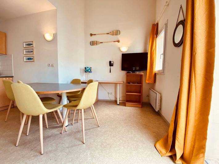 Gîte pour 6 personnes, avec piscine et balcon, animaux acceptés dans Port des Minimes
