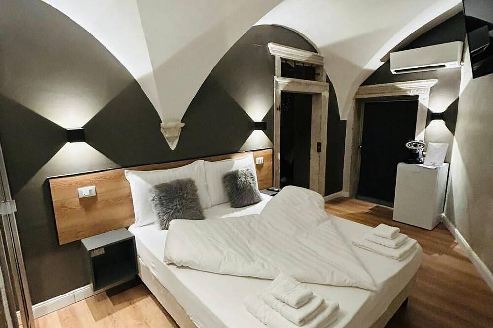 Jr Suite with private bath and sauna in Trient, Fleimstaler Alpen