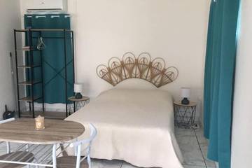 Gîte pour 2 personnes, avec terrasse et jardin à Sainte-Marie (Île de la Réunion)