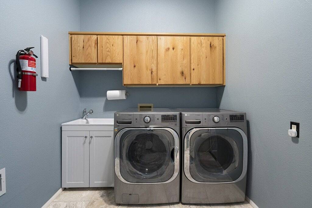 Luxury Vacation Home-New Hottub-20 Mins to Sedona-Peloton-1.4 miles to Old Town in Cottonwood (AZ), Coconino Nationalwald