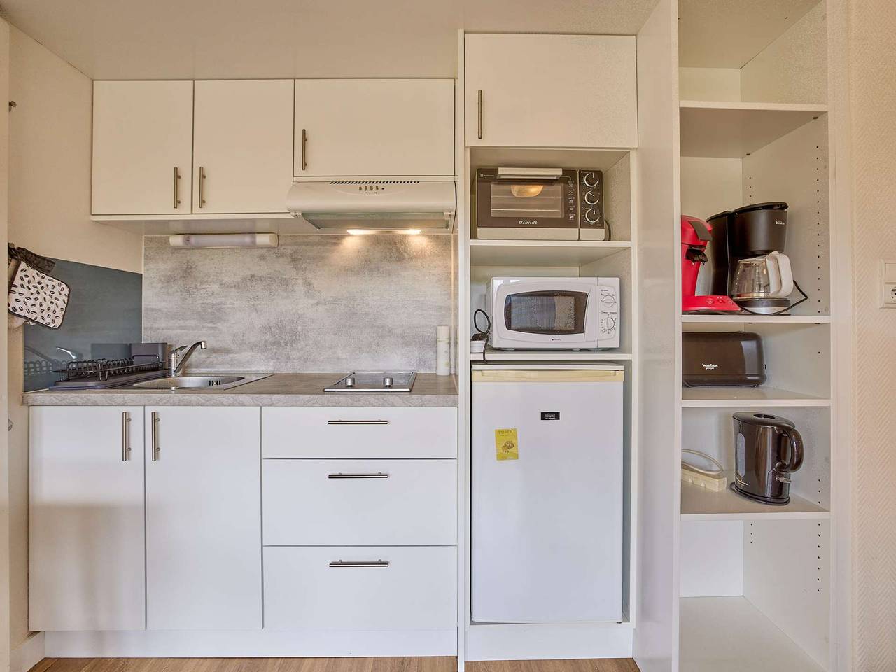 Estudio entero, Estudio renovado y climatizado con balcón para 2 personas in Cazaubon, Gers