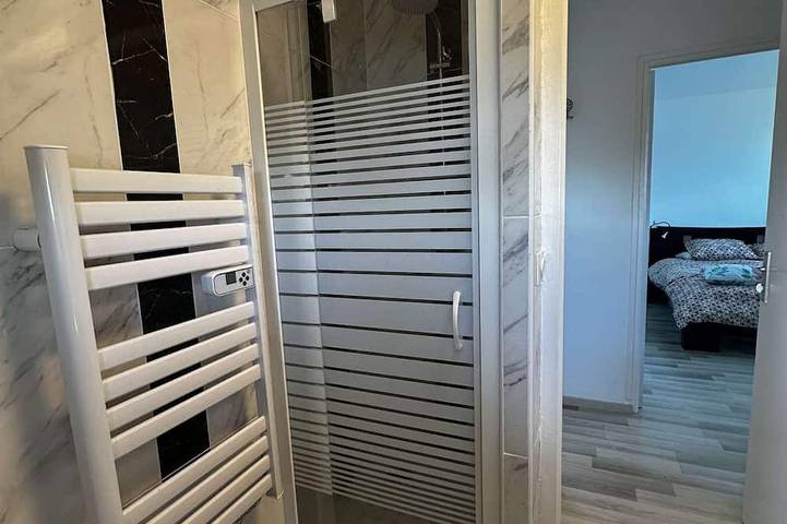 Entire apartment, The canal lighthouse, private garden in Ouistreham, Caen region