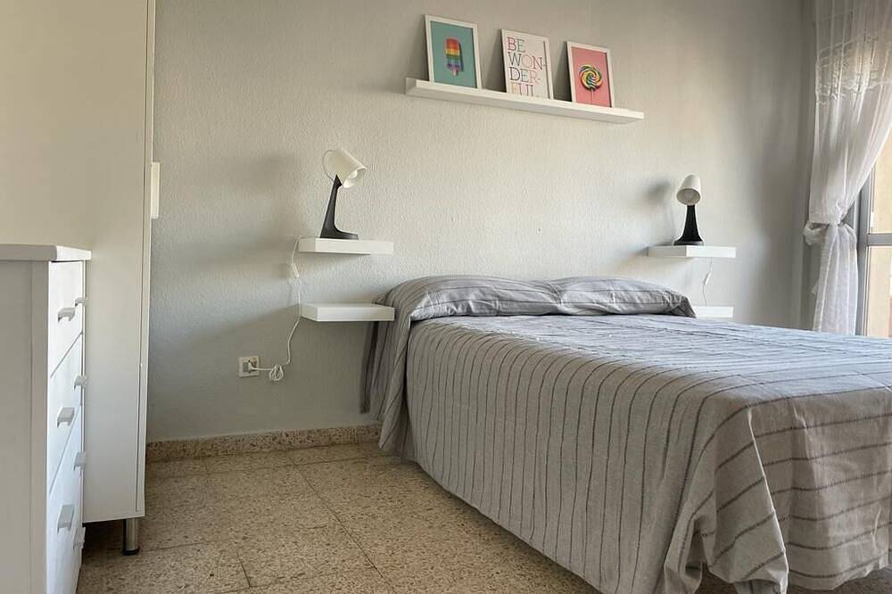 Entire apartment, Bahia de Algeciras, close to the beach. in Algeciras, Costa de la Luz