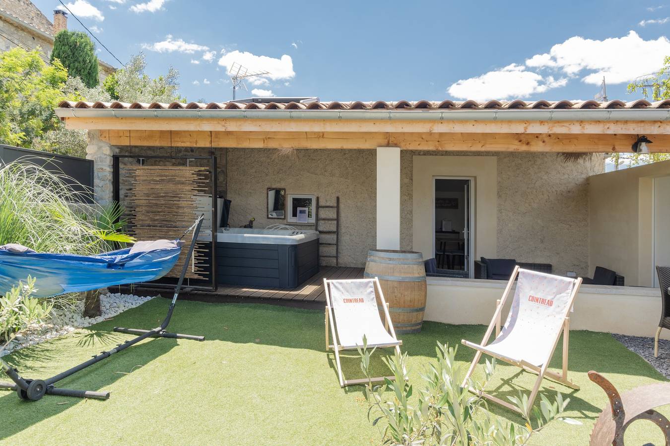 Maison De Vacances pour 4 Personnes dans Pradons, Ardèche