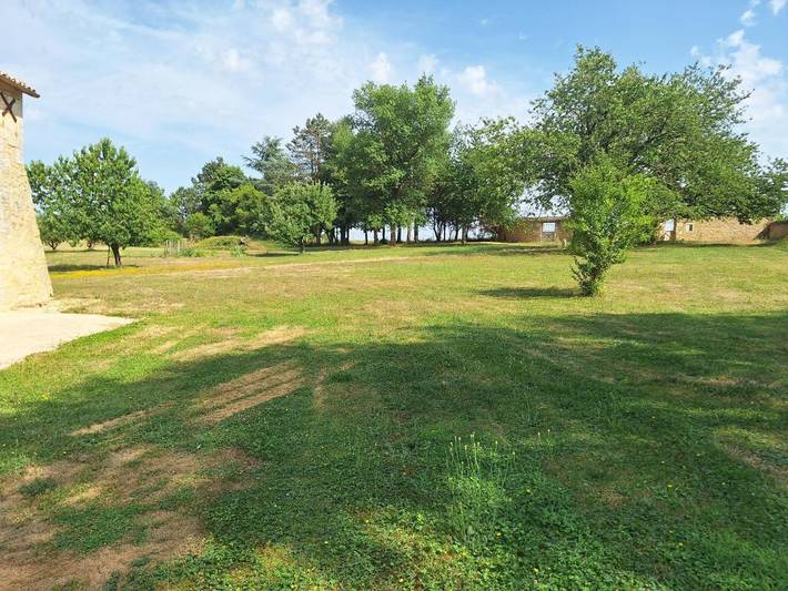 Location de vacances pour 5 personnes, avec jardin et vue à Lavoux - 4