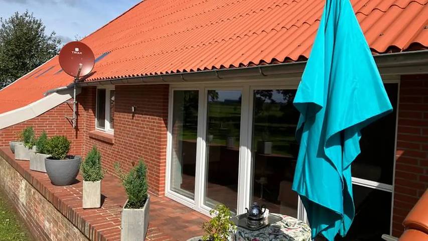 Ferienwohnung für 4 Personen, mit Terrasse und Sauna in Ihlow - 2