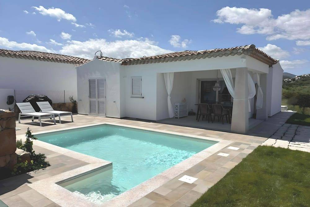 Casa Mareluna - mit Pool und in Strandnähe in Baia Sant'Anna, Olbia-Tempio