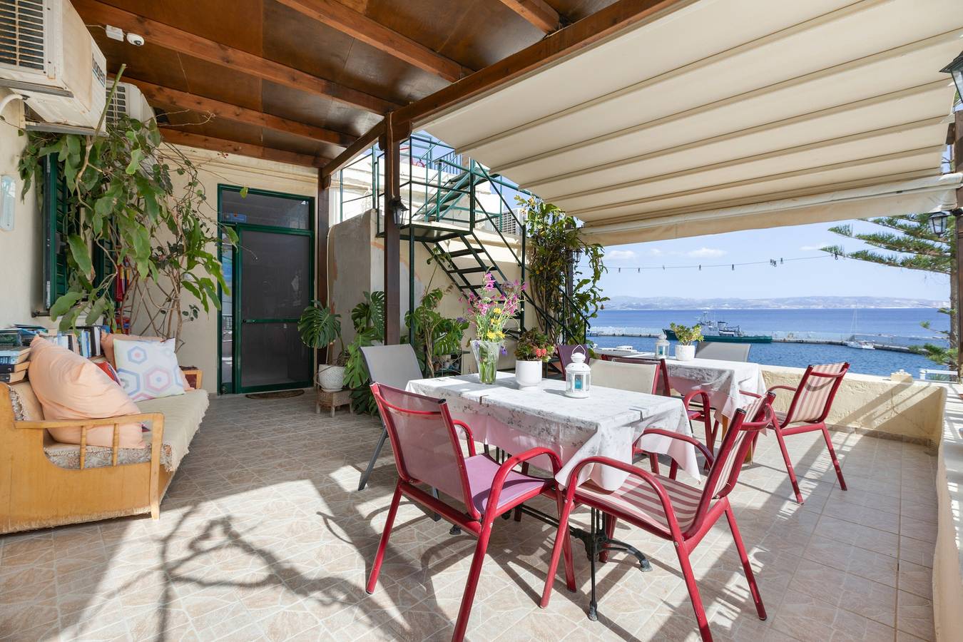 Chambre d’hôtes « Triple Vue Mer » avec vue sur mer, Wi-Fi et climatisation in Agia Galini, Région de Réthymnon