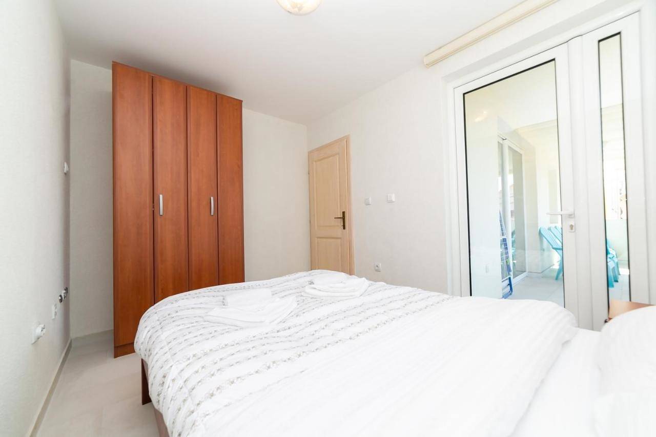 Ganze Wohnung, Apartmani Tripović in Tivat, Boka Kotorska