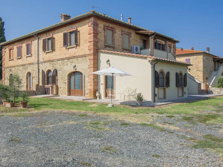 Appartamento per 5 persone, con Terrazza e Giardino a Pomarance