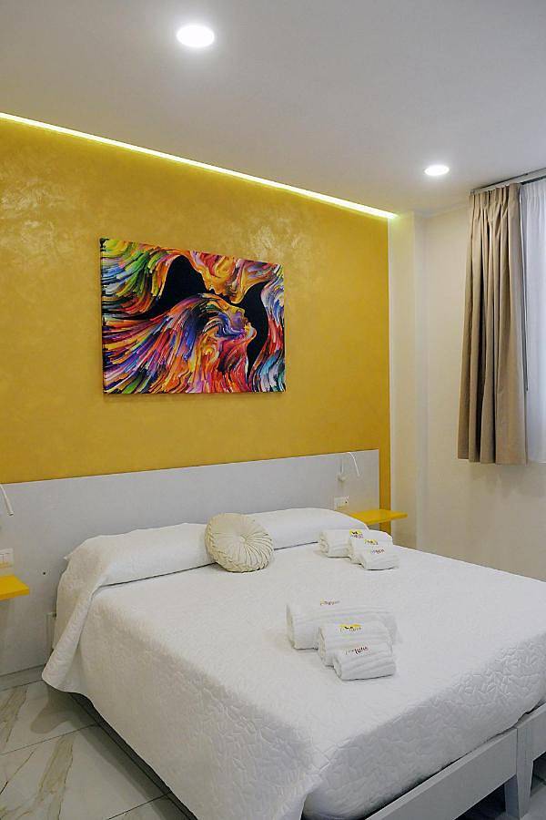 Chambre d’hôte pour 4 personnes, avec vue et balcon, animaux acceptés à Cefalù