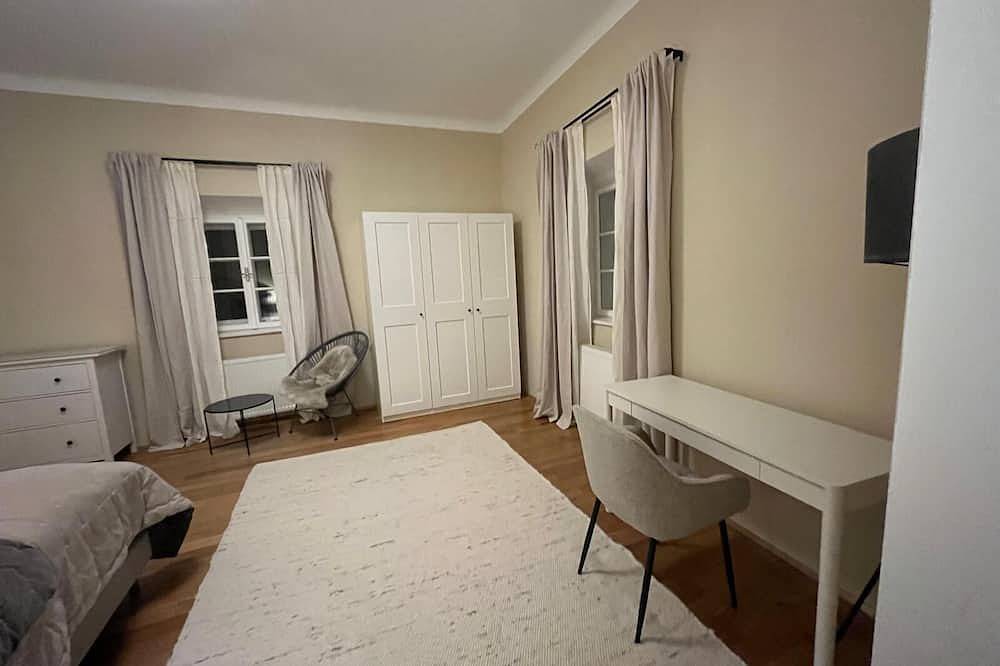 Ganze Wohnung, Masionette Wohnung in Weinregion 30 min südlich von Wien in Wienerwald