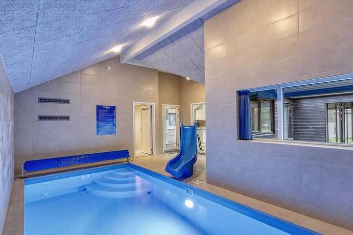 Ferienhaus für 16 Personen, mit Garten und Sauna, mit Haustier in Jesendorf