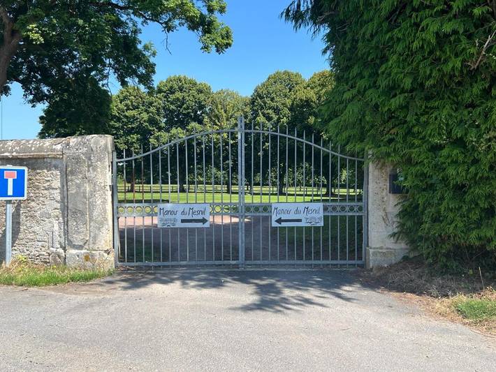 Location de vacances pour 8 personnes, avec Terrasse ainsi que Jardin et Vue à Troarn - 3