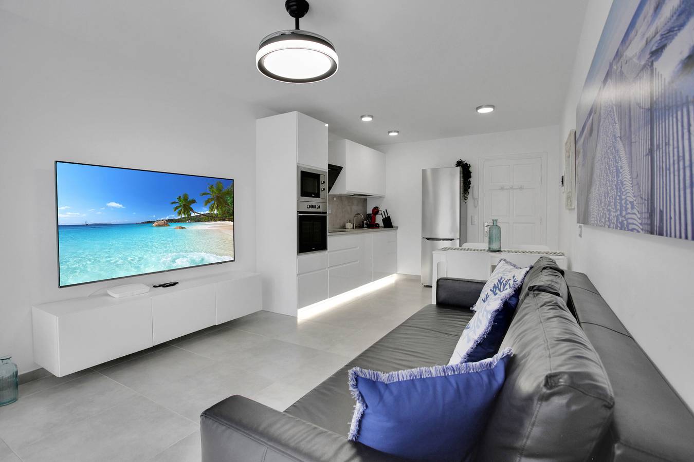 Appartamento intero, Appartamento per vacanze '7even' con vista mare, balcone e Wi-Fi in Corralejo, La Oliva