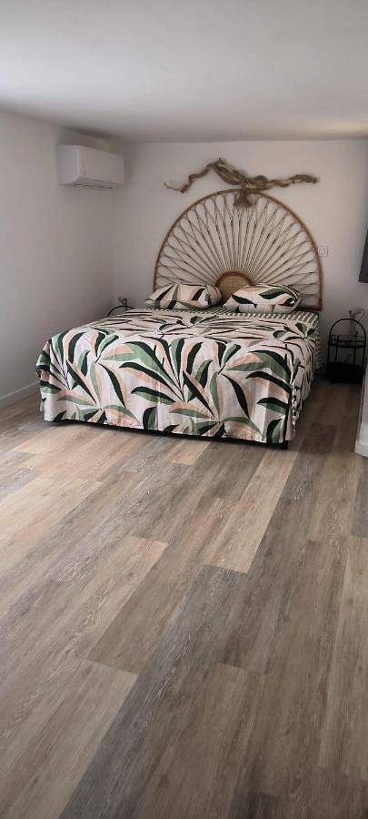 Gîte pour 3 personnes, avec jardin dans Plage de Portissol - 4