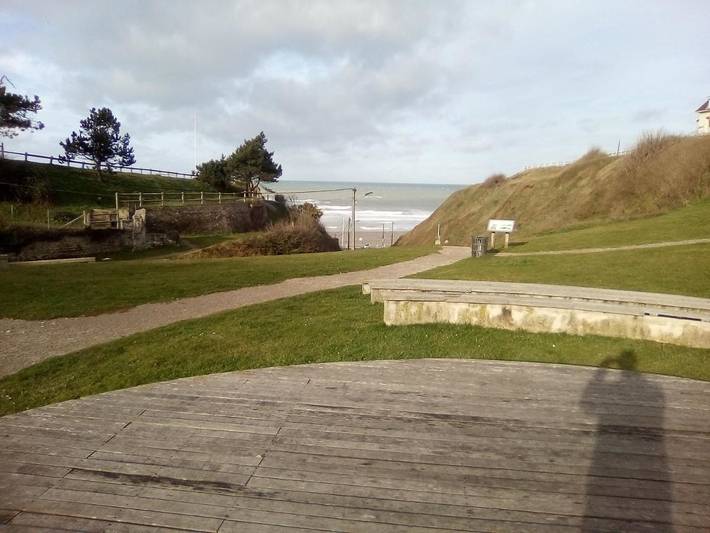 Gîte pour 2 personnes, avec Balcon ainsi que Terrasse et Vue dans Mesnil-Val Plage - 3