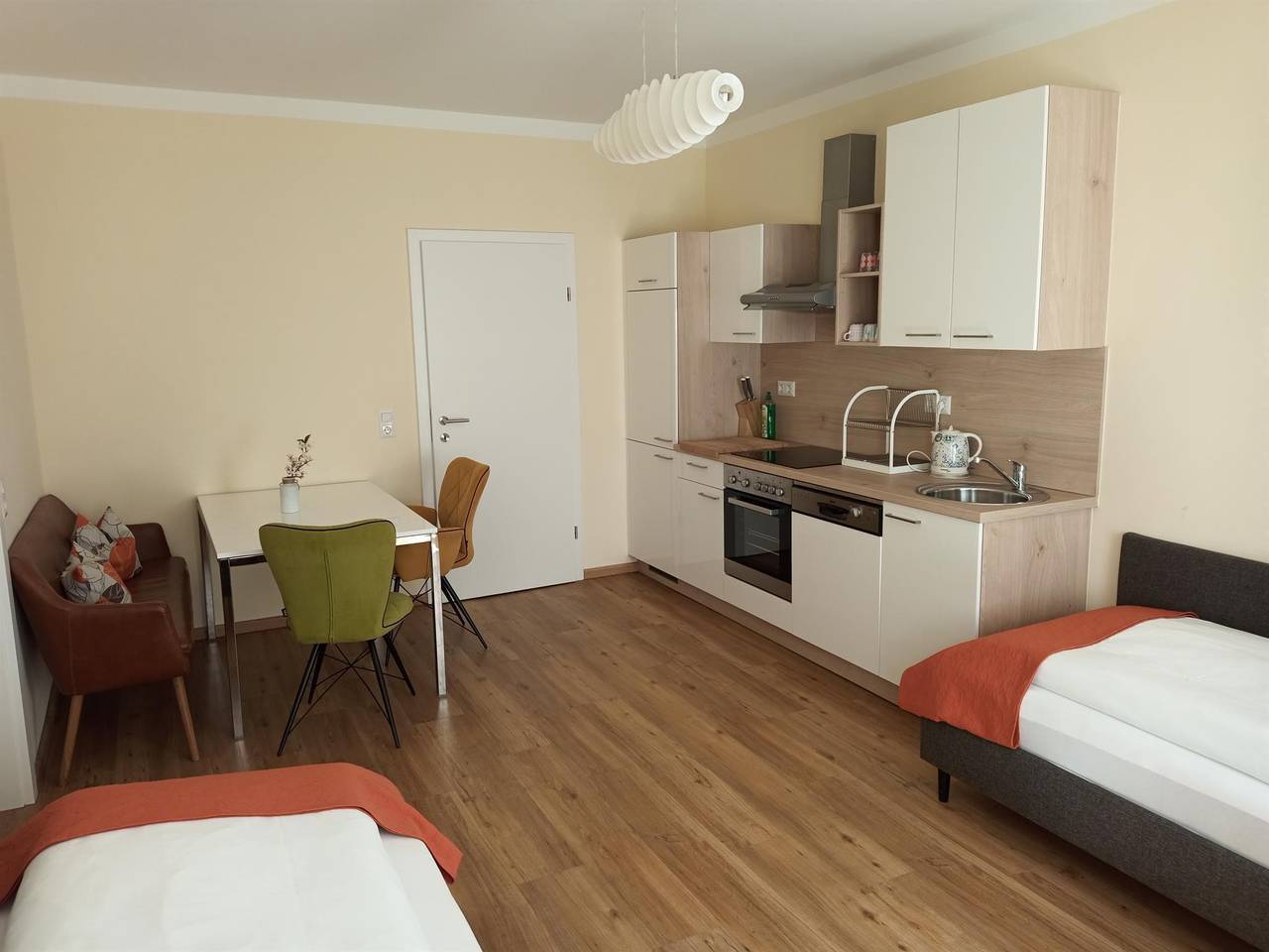 Vierbettzimmer mit Dusche, Wc in Salzkammergut Mountains, Salzburgo