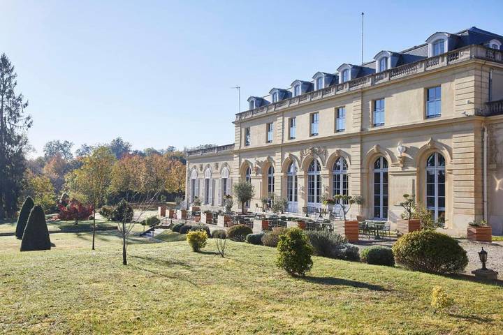 Hôtel pour 2 personnes, avec vue ainsi que sauna et jardin à Saint-Germain-en-Laye - 2