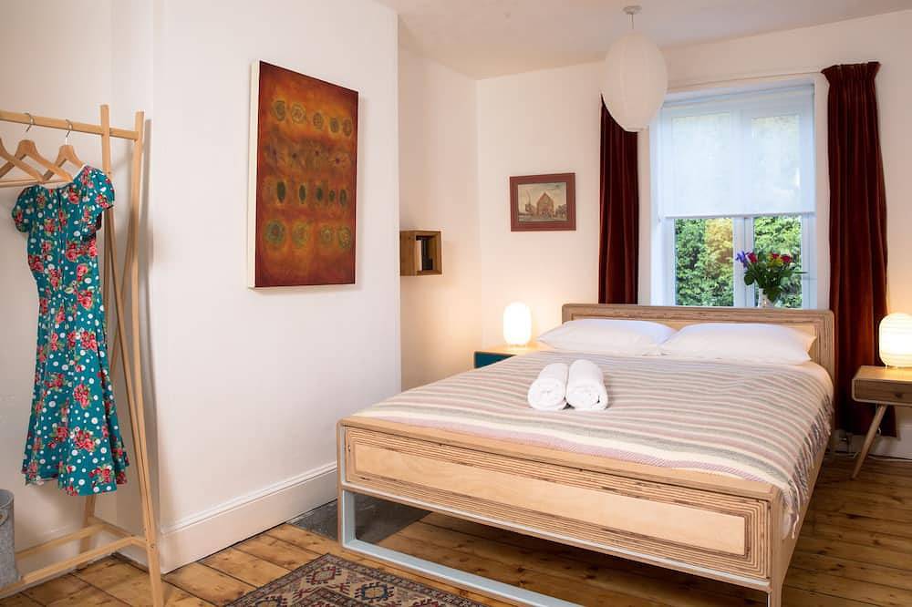 A stylish family house close to the centre of Hay-on-Wye in Hay-on-Wye, Brecon Beacons