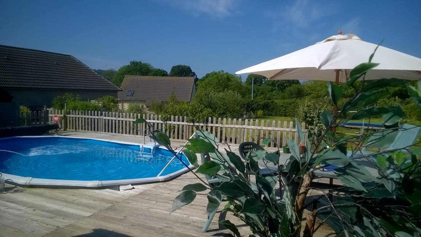 Viefacileholiday in Lithaire, Montsenelle