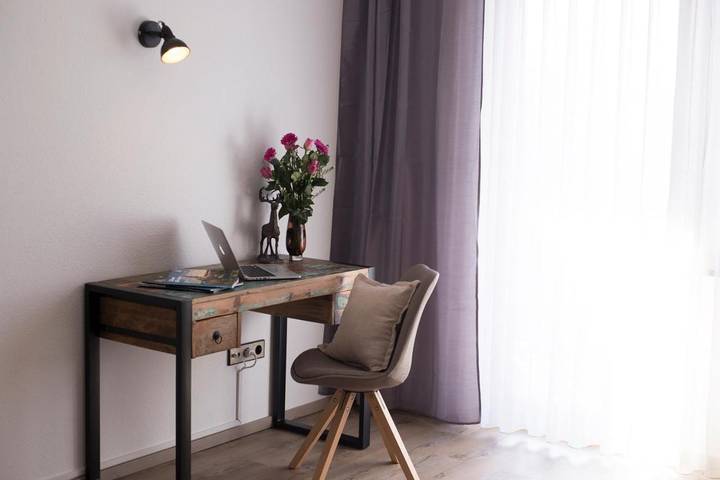 Ferienwohnung für 5 Personen, mit Ausblick und Garten in Allensbach - 4