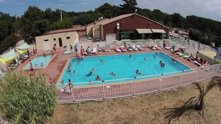 Camping para 4 personas, con piscina para niños en Región Céret