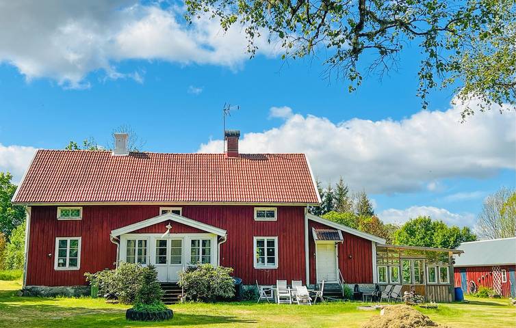 Hus för 8 Personer med terass in Dalsland