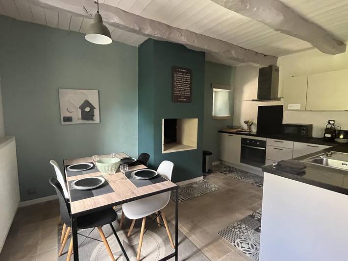 Gîte pour 4 personnes, avec piscine ainsi que terrasse et jardin à Ploeren - 3