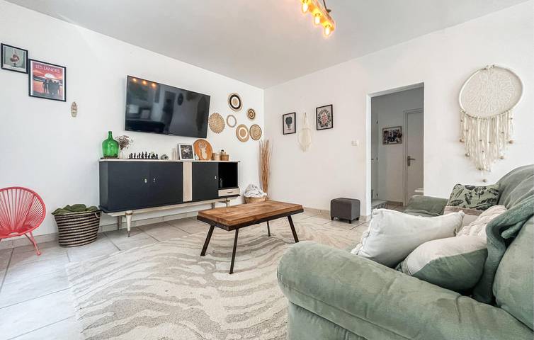 Gemütliche 200 m² große Wohnung mit Terrasse, WLAN und Parkplatz in der Nähe des Stadtzentrums von Arles in Arles, Mittelmeerküste (Frankreich)