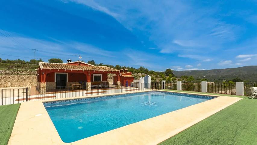 Chalet para 7 personas, con Jardín y Piscina en Vall D'albaida