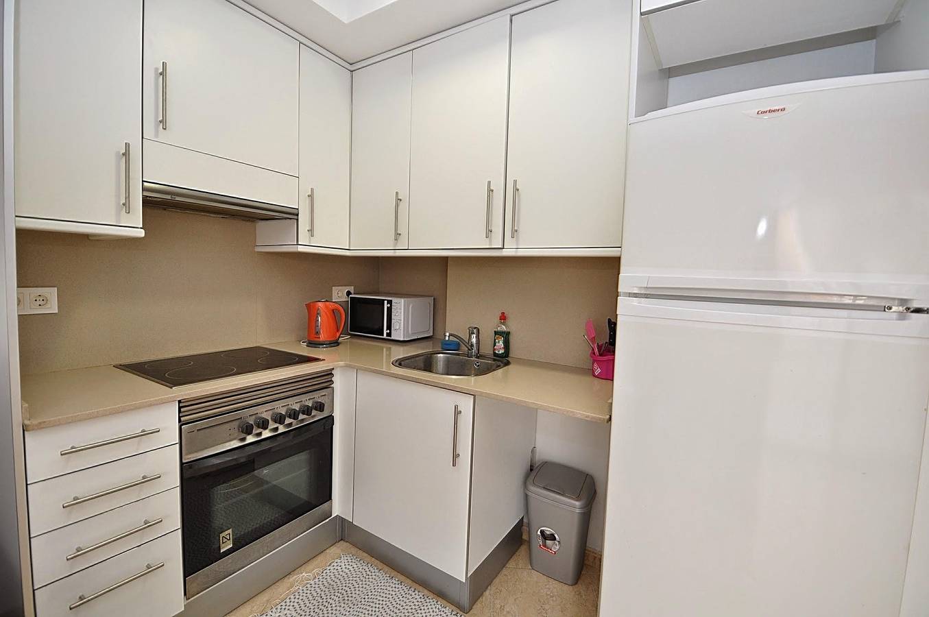 Appartamento intero, Appartamento familiare -Marra, 300 metri dalla spiaggia, aria condizionata, wi-fi e parcheggio in Central Lloret de Mar, Lloret de Mar