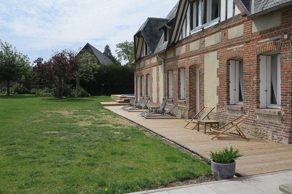 Encantadora casa normanda para 12 personas entre ciudad y campo in Barentin (Sena Marítimo), Región de Rouen