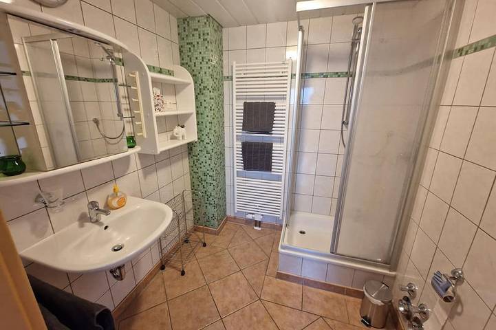 Ganze Wohnung, Apartment zentral zur Kurklinik inkl. Parkplatz in Bad Oeynhausen, Wiehengebirge