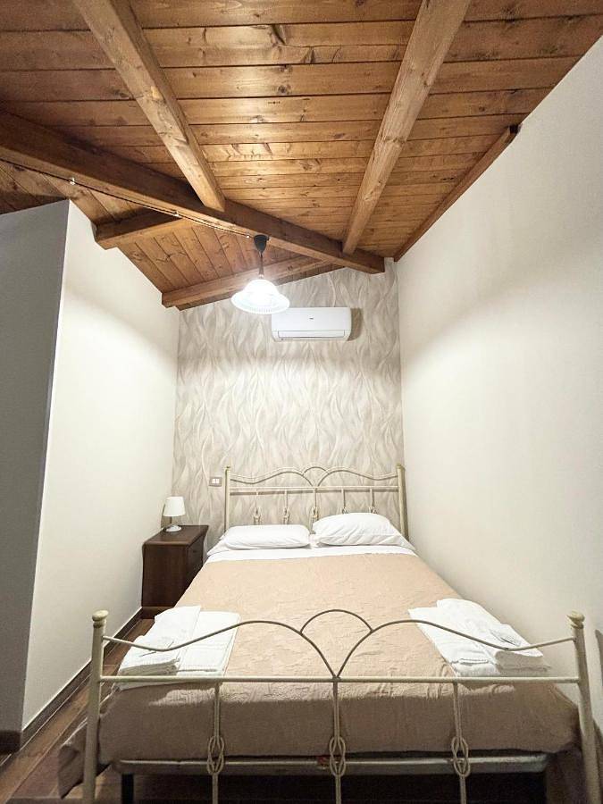 Chambre d’hôte pour 5 personnes, avec jardin à Campagna - 4