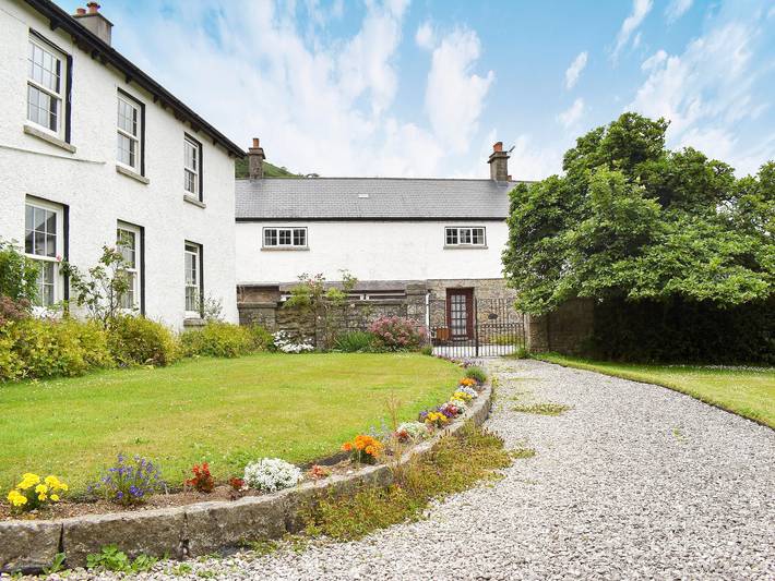 Cottage for 4 people, with garden, with pets in Dartmoor