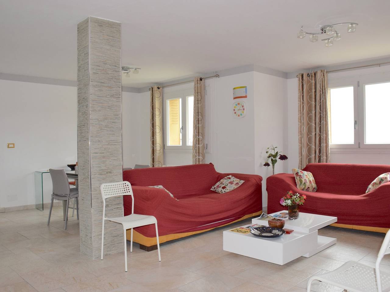Ganze Wohnung, Geräumige Wohnung in Evian mit Wlan und Parkplatz in Évian-les-Bains, Thonon-les-Bains und Umgebung