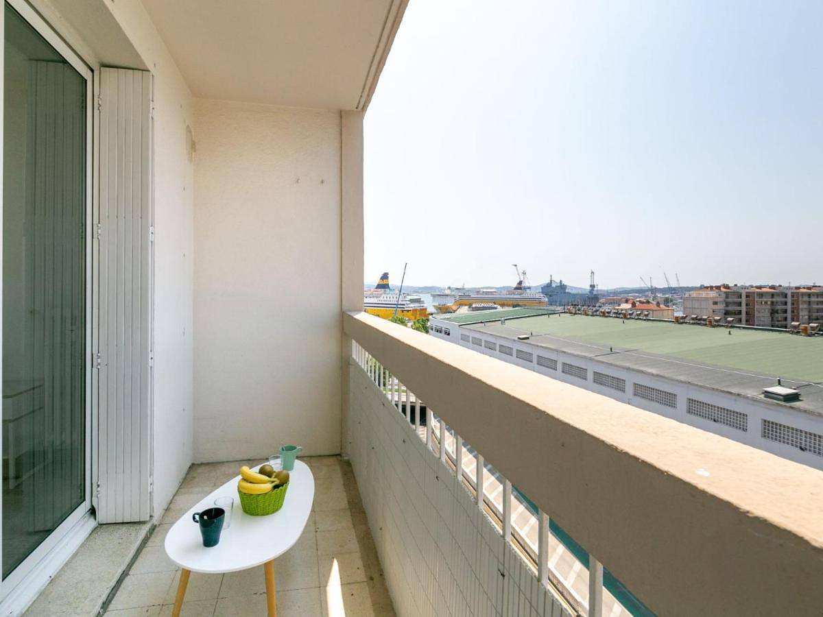 Appartement entier, Apartment in Toulon, Côte méditerranéenne (France)