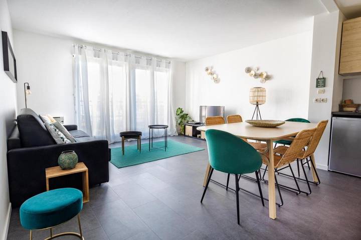 Gîte pour 6 personnes, avec balcon dans Gare Du Val D Europe - 2