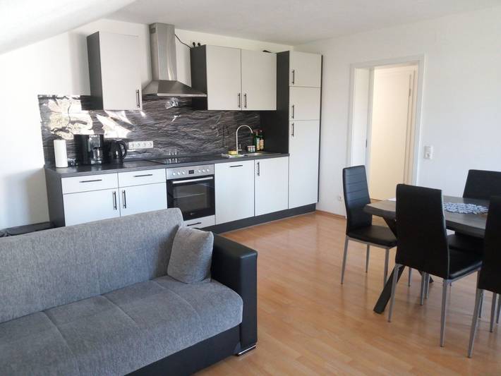 Ganze Ferienwohnung, Fewo Südlicher Ortsrand von Rott (100m²) - Ferienwohnung in Rott, Romantische Straße