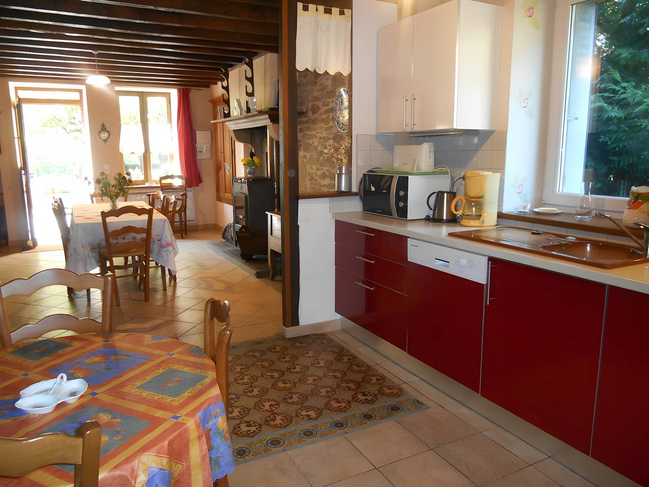 Holiday Home “La Charmille” with Private Terrace and Garden in Nouzerolles, Guéret region