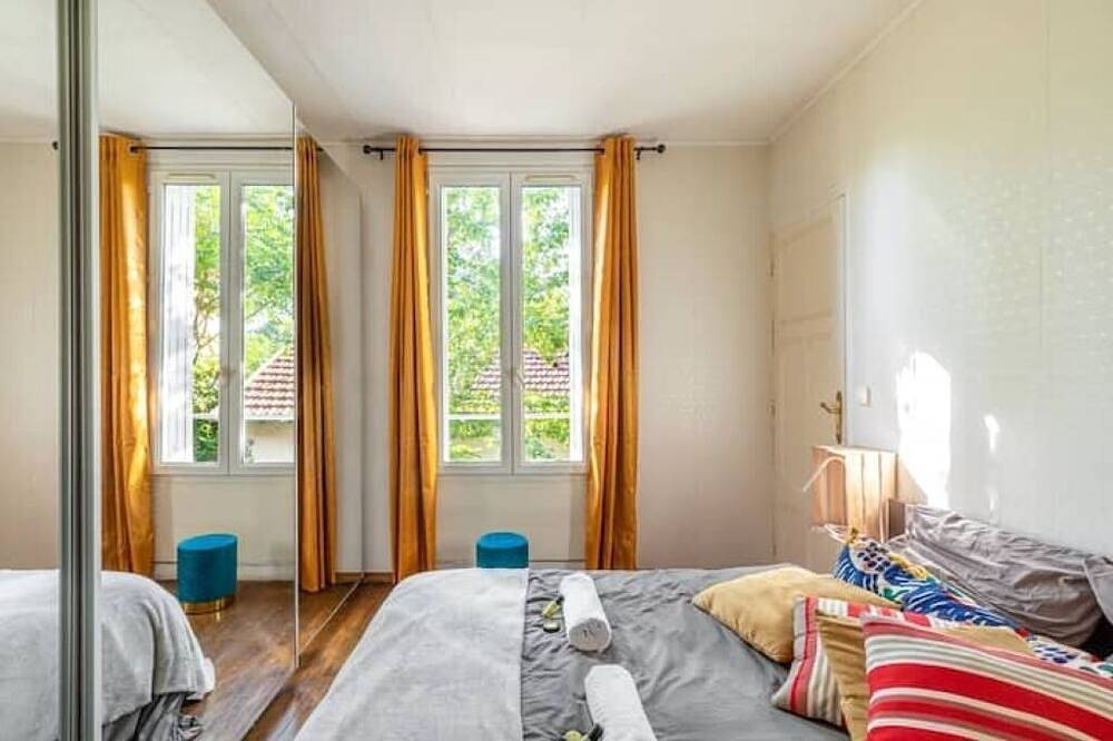 Gaia House, Urban Oasis, Rer A, Paris in 20min in Saint-Maur-des-Fossés, Val-de-Marne