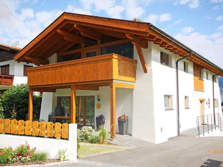 Ferienwohnung für 6 Personen, mit Balkon und Garten in Axams