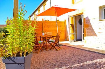 Gîte pour 4 personnes, avec terrasse et vue à Paray-le-Monial