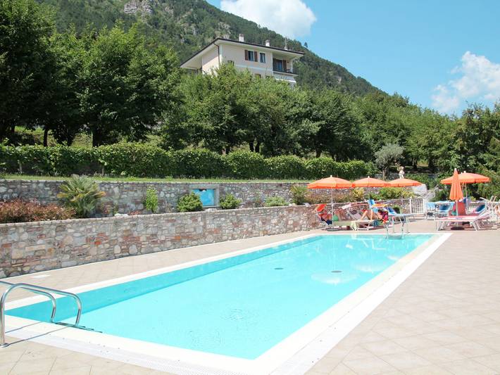 Ferienwohnung für 3 Personen, mit Ausblick und Terrasse sowie Garten, mit Haustier in Gardasee-Lombardei - 2