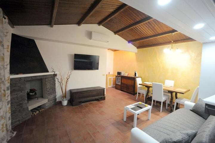 Casa vacanza per 5 persone, con Panorama a Valentano